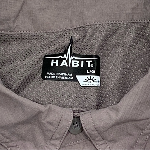 Habit Shirt Adult Size Large Brushed Nickel  Zip Pockets SF 30+ Men - Picture 4 of 6